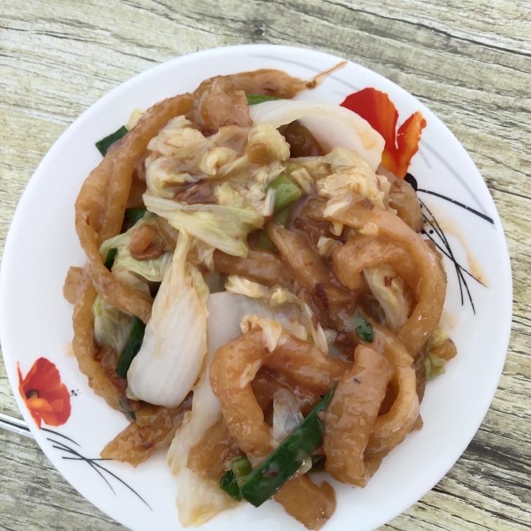 爆沙猪皮焖大白菜