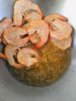 改良版油焖大虾的做法 步骤3