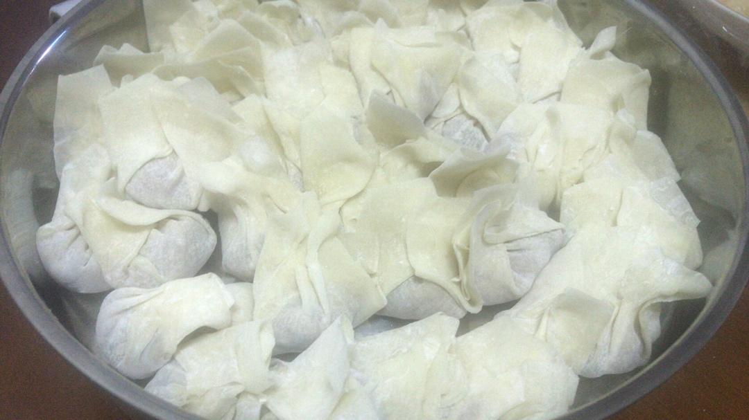 鲜肉虾仁混沌馅（附加超详细的混沌包法）