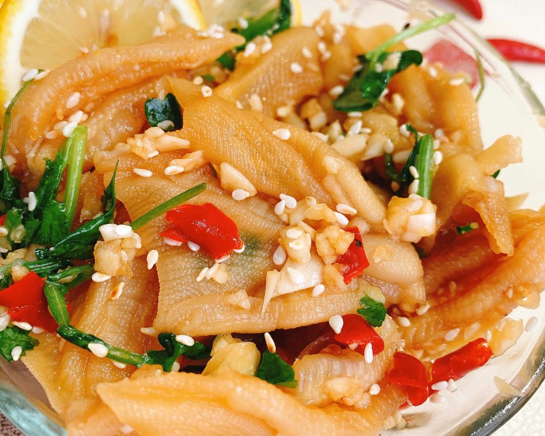 凉拌不爱你爽口鸭掌