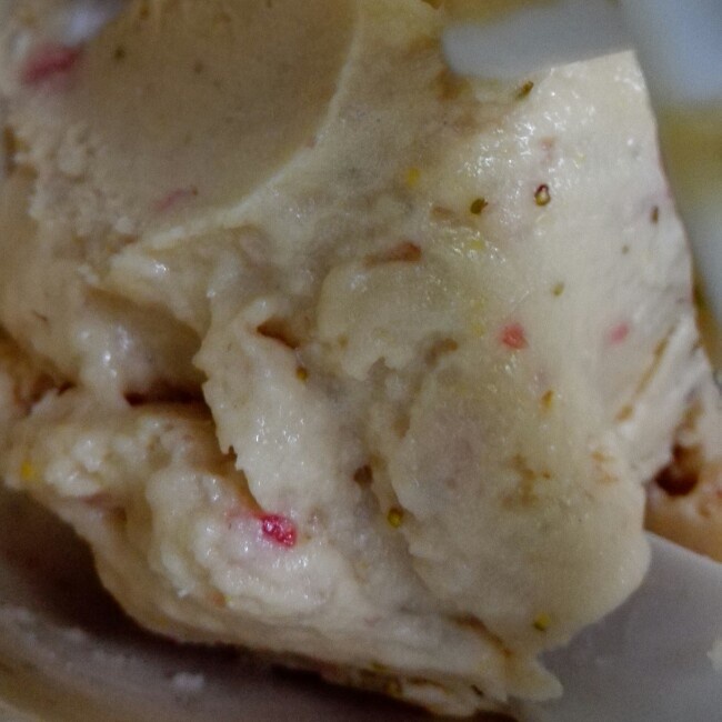 草莓牛奶冰淇淋（岛本薰版）