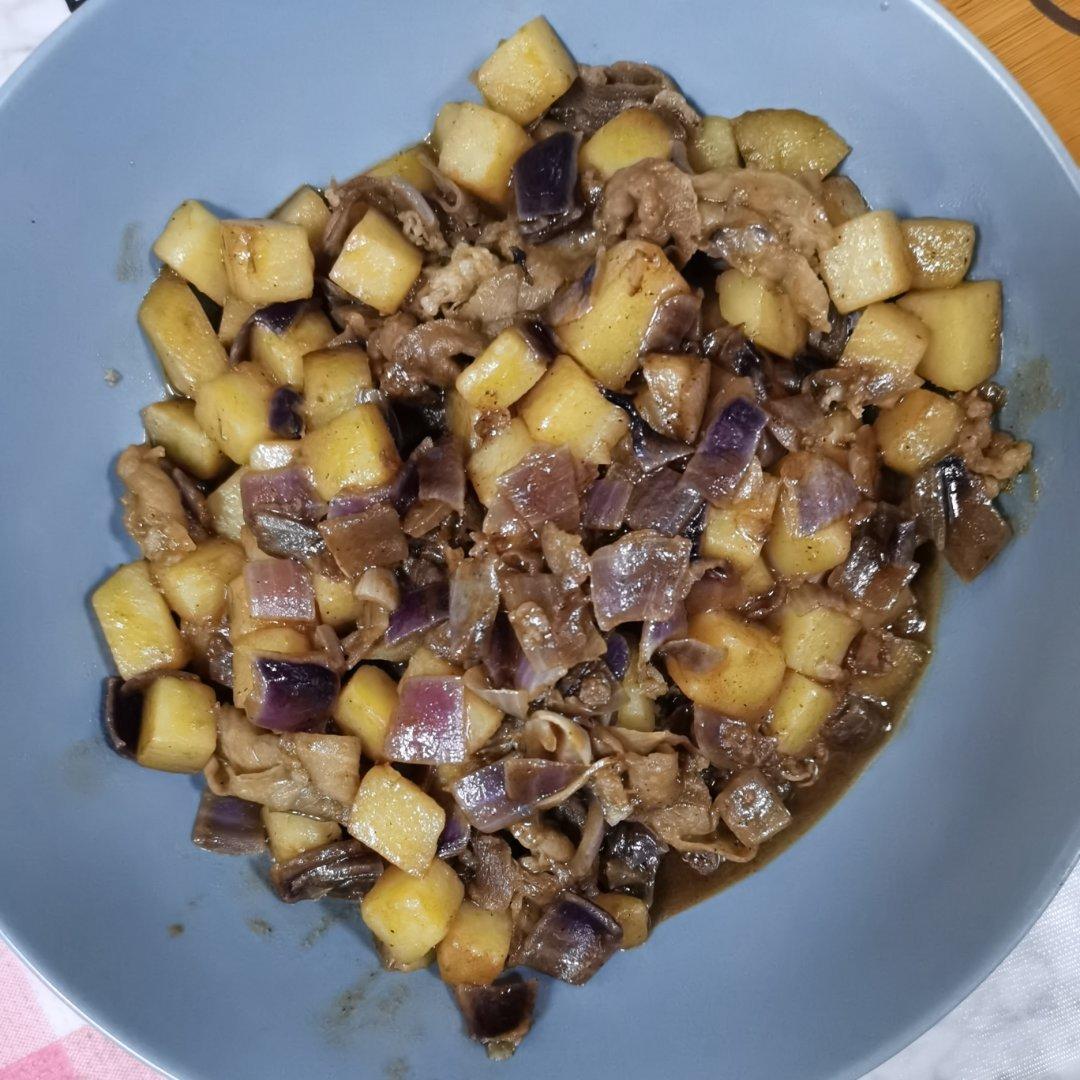 好吃到舔碗底的土豆肥牛拌饭