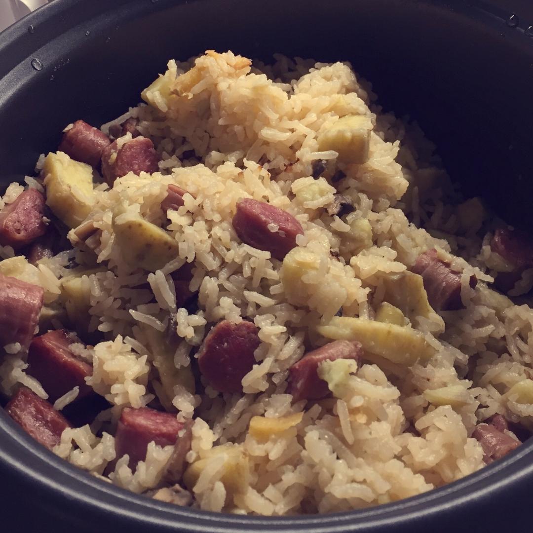 好吃上天的腊肠焖饭