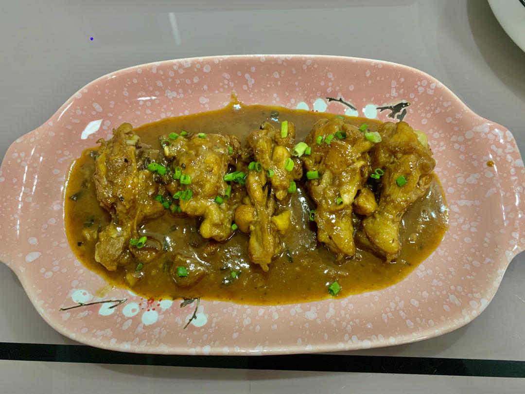 外婆教我的红烧鸡翅·连汤汁都狠好吃！！！