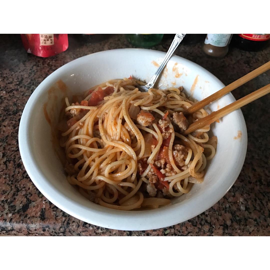番茄肉酱意大利面