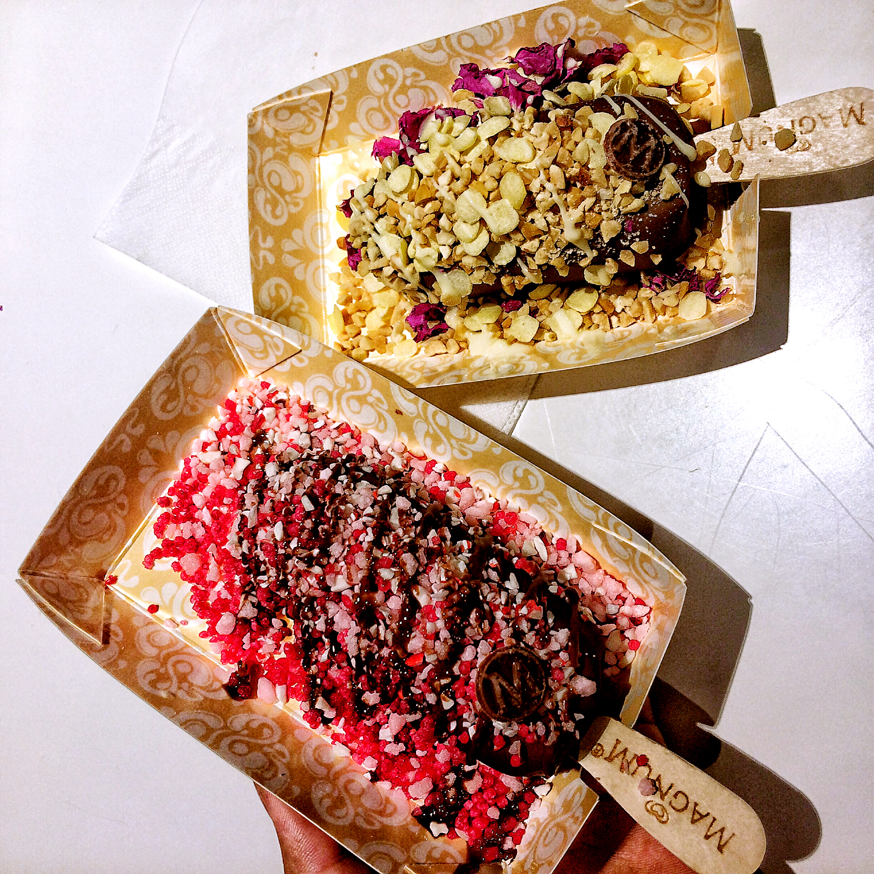 浓醇黑巧克力冰淇淋（免搅打）