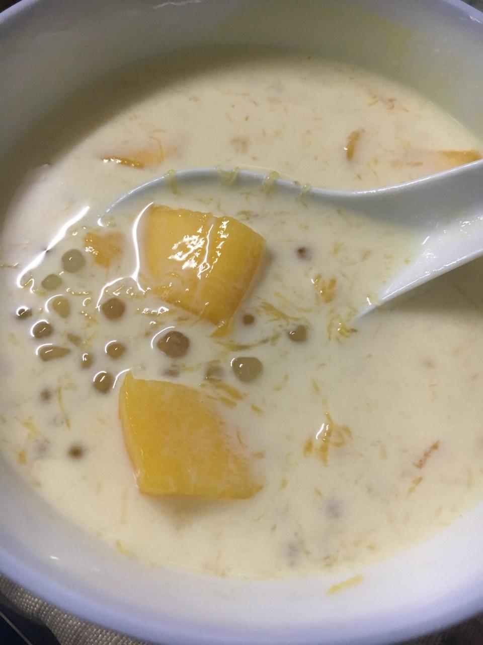 芒果椰汁西米露