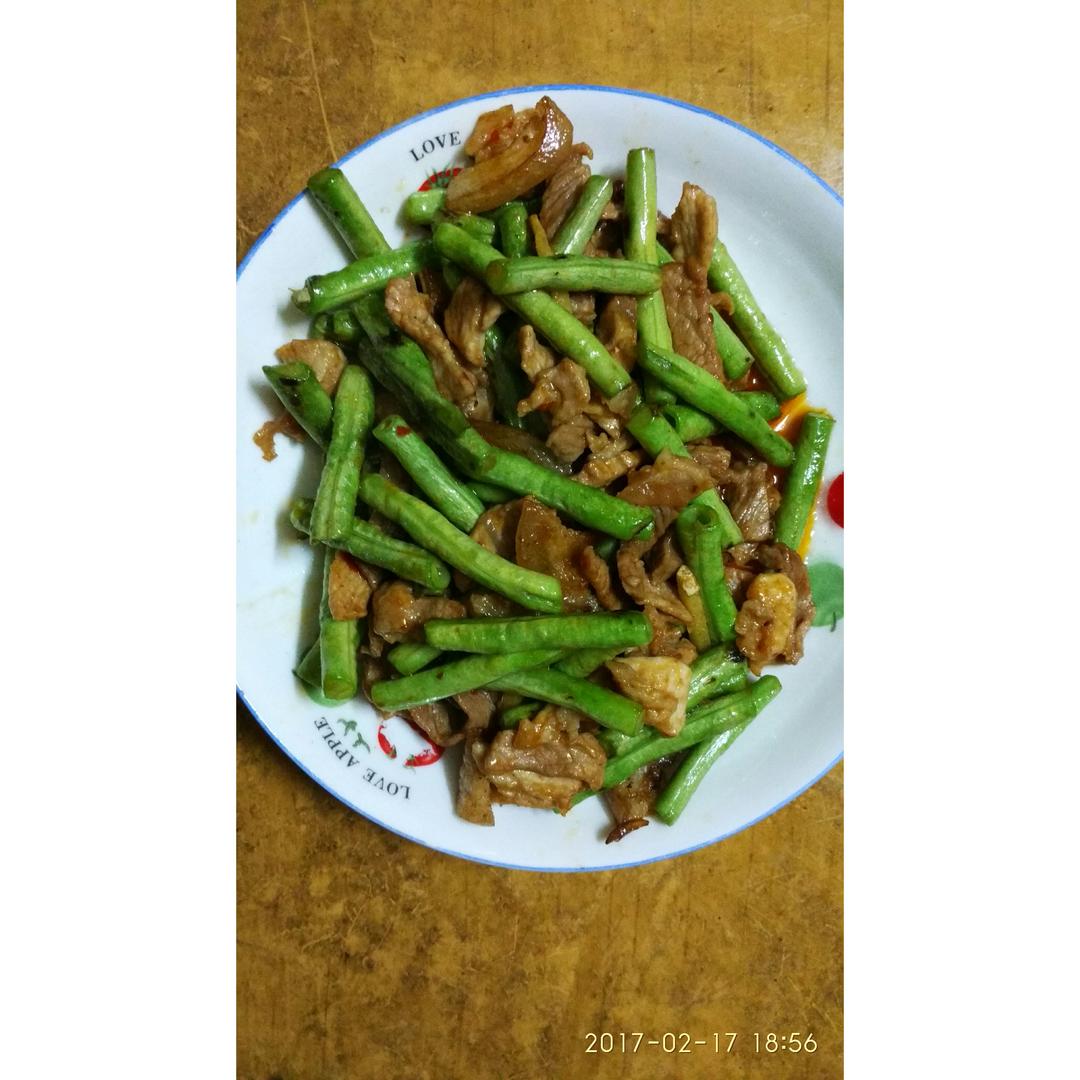 干煸豆角炒肉