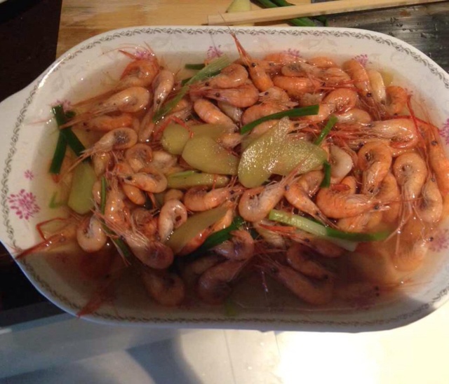 水煮河虾