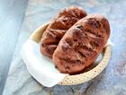 黑旋风（仿原麦山丘）Coffee flavored bread filled with chocolate chips,pine