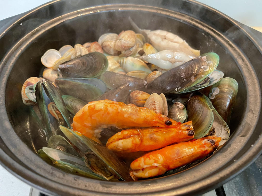 生焗海鲜大杂烩