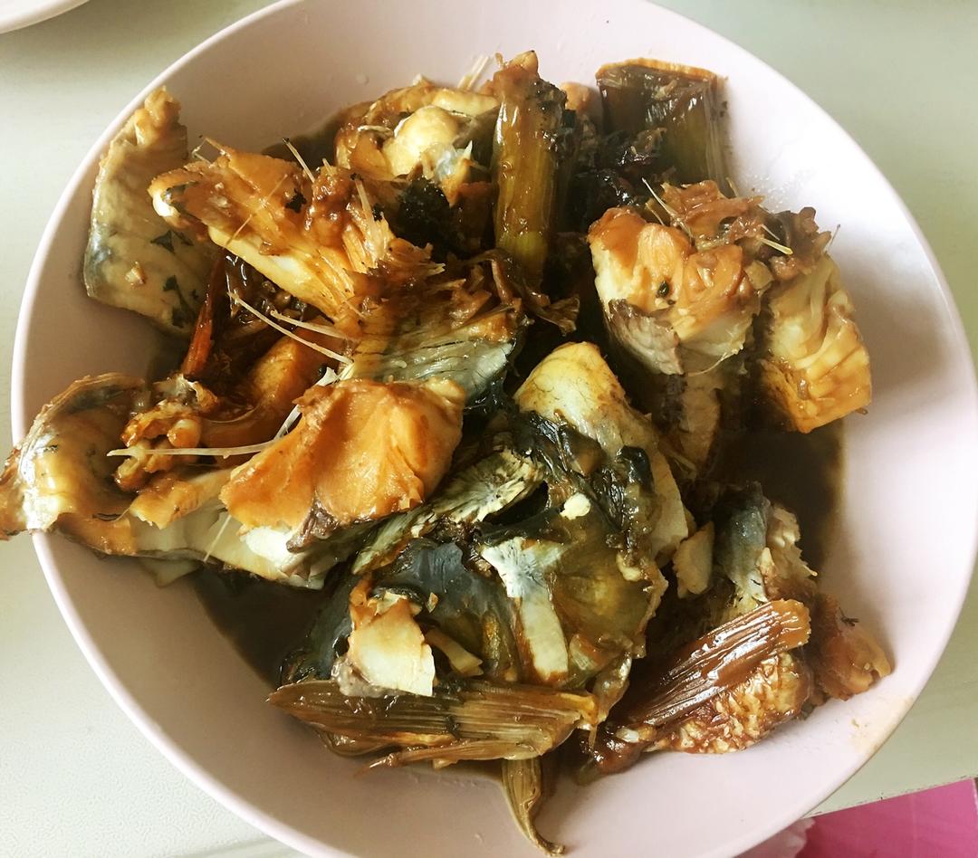 爸爸的家常炖鱼