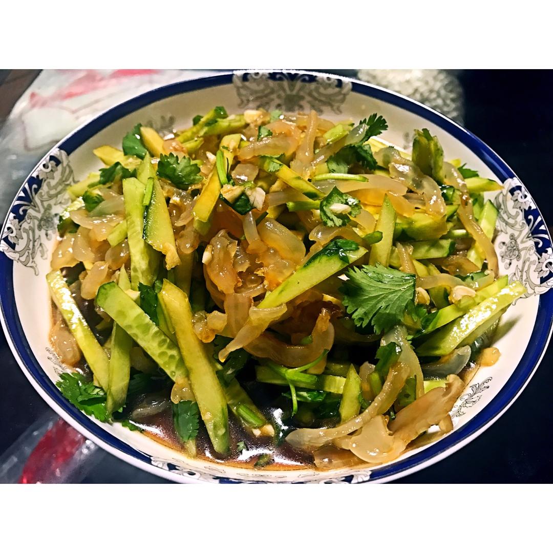 凉拌海蜇黄瓜丝