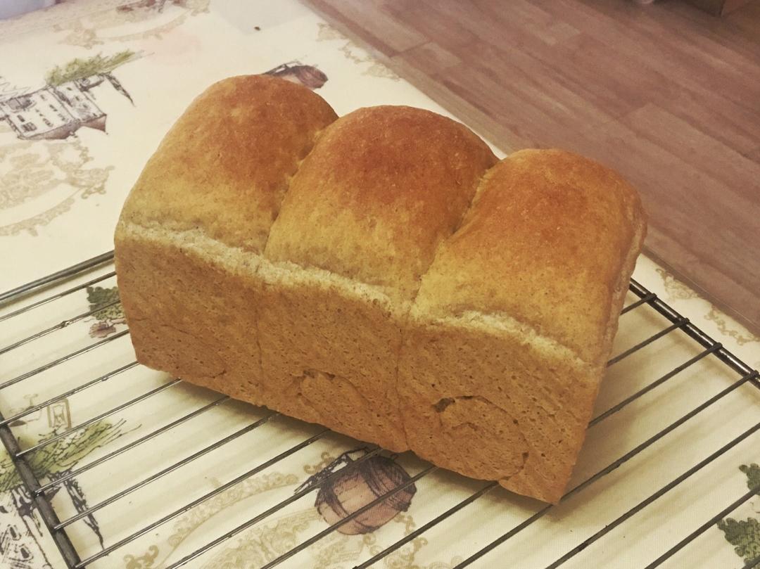 低卡黑麦全麦吐司