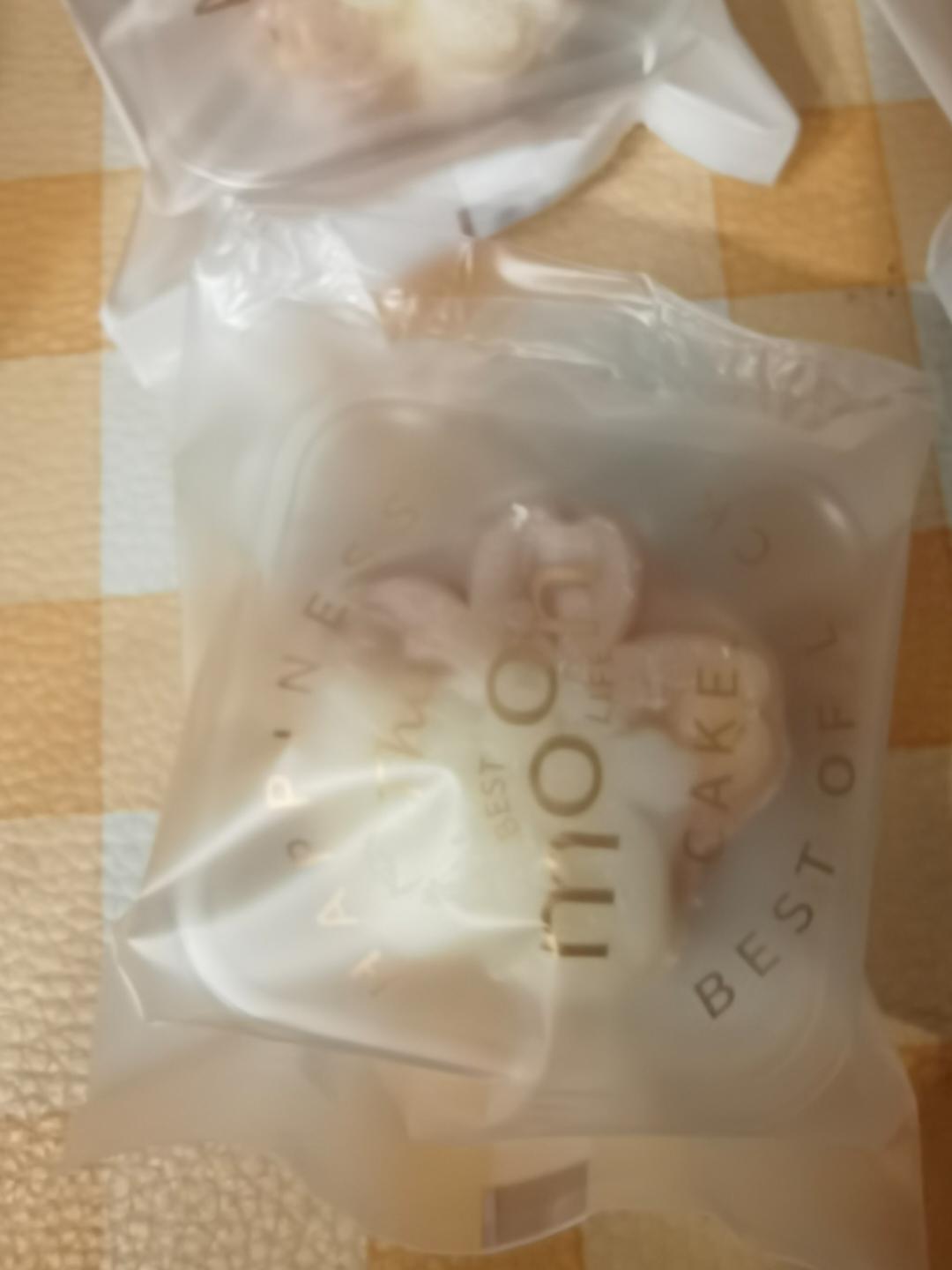椰蓉冰皮月饼