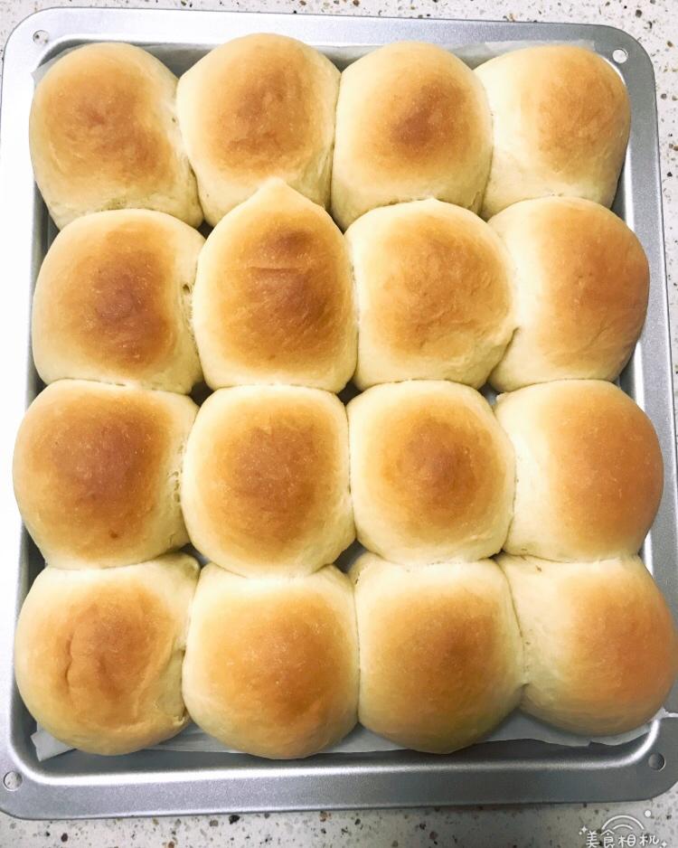 超好吃的香甜餐包