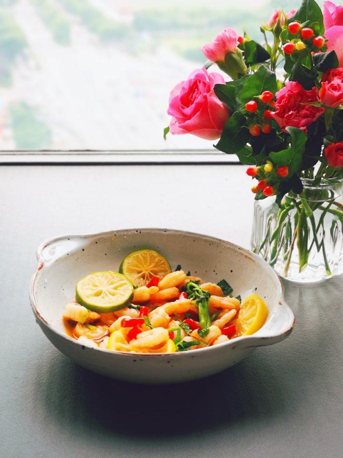 泰式青柠香茅浸虾 | Thai Lemongrass Flavored Shrimp