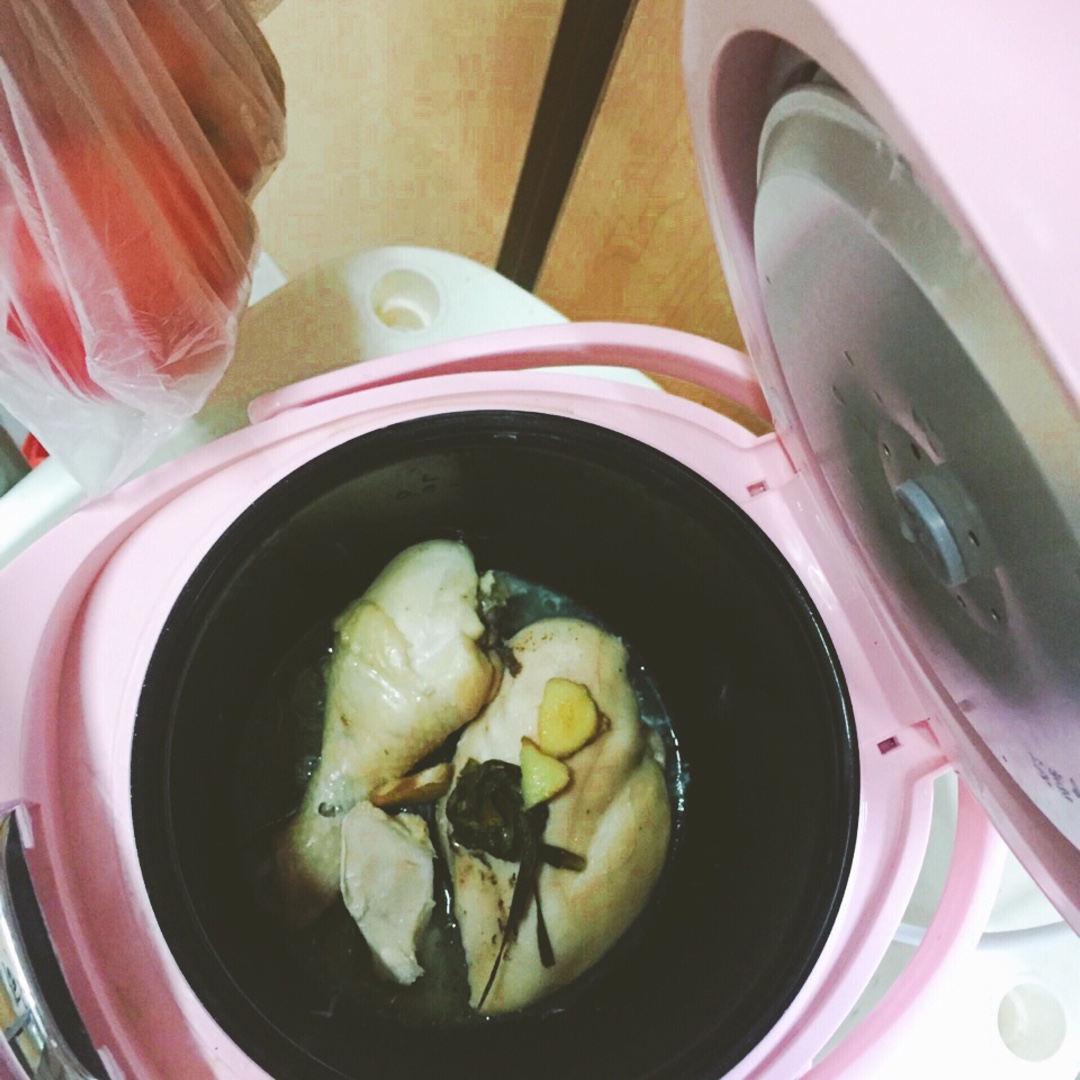 电饭锅焖鸡