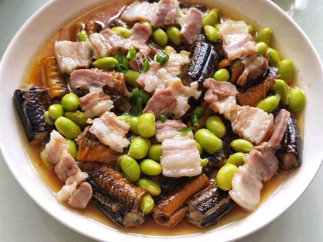 咸肉土豆蒸鳝筒--她学会了这几种土豆的做法后，餐桌上天天有新意，乐坏了老公孩子