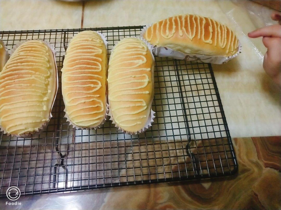 毛毛虫面包