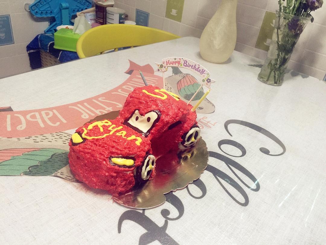 闪电麦昆~最灵动最激情的汽车蛋糕