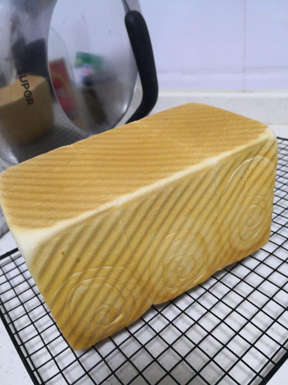 吐司，奶香手撕面包，超级香浓