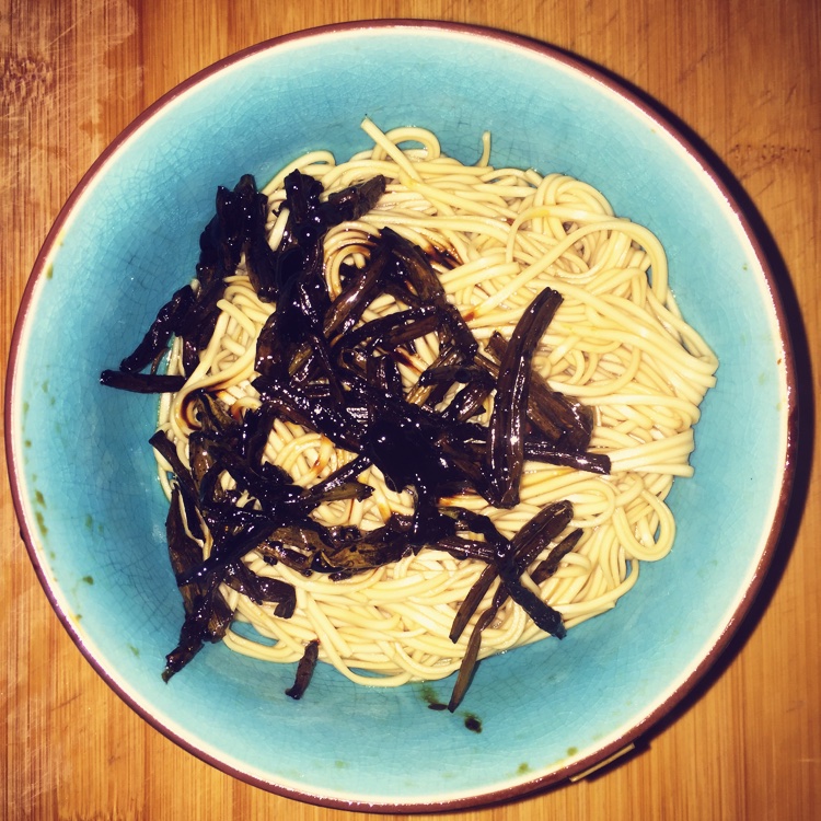 葱油拌面Spring Onion Noodles