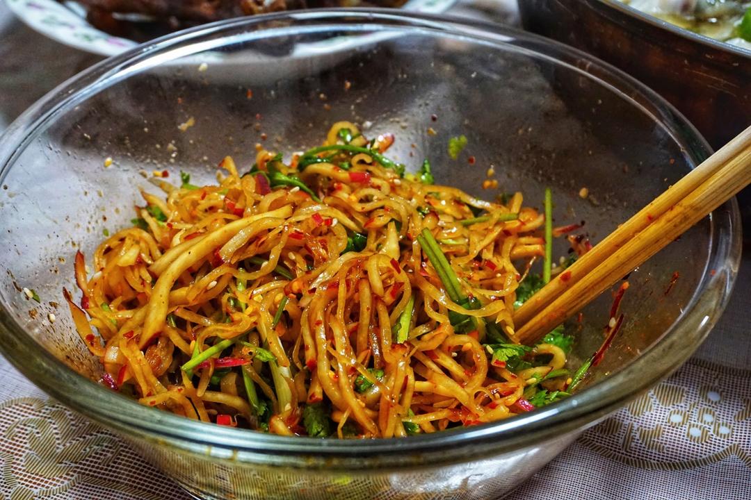 香辣萝卜丝儿（简单，下饭）