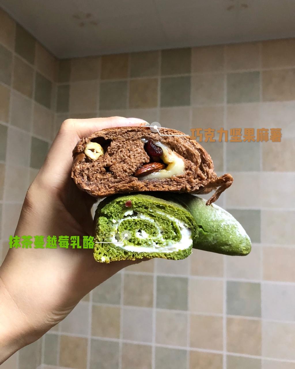 抹茶麻薯红豆软欧包