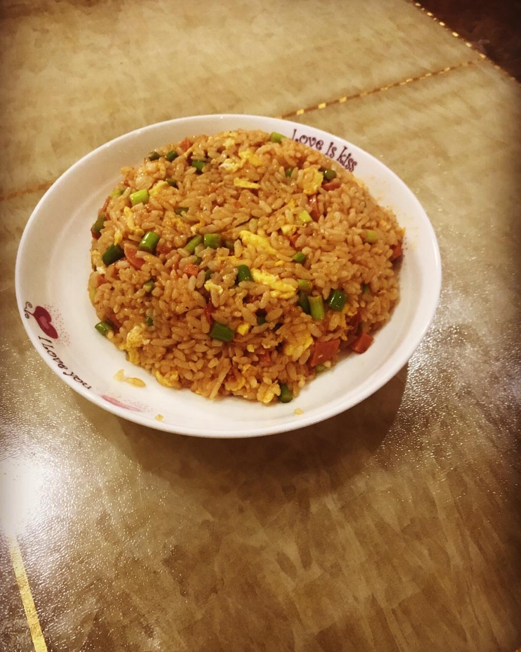 西红柿蛋炒饭