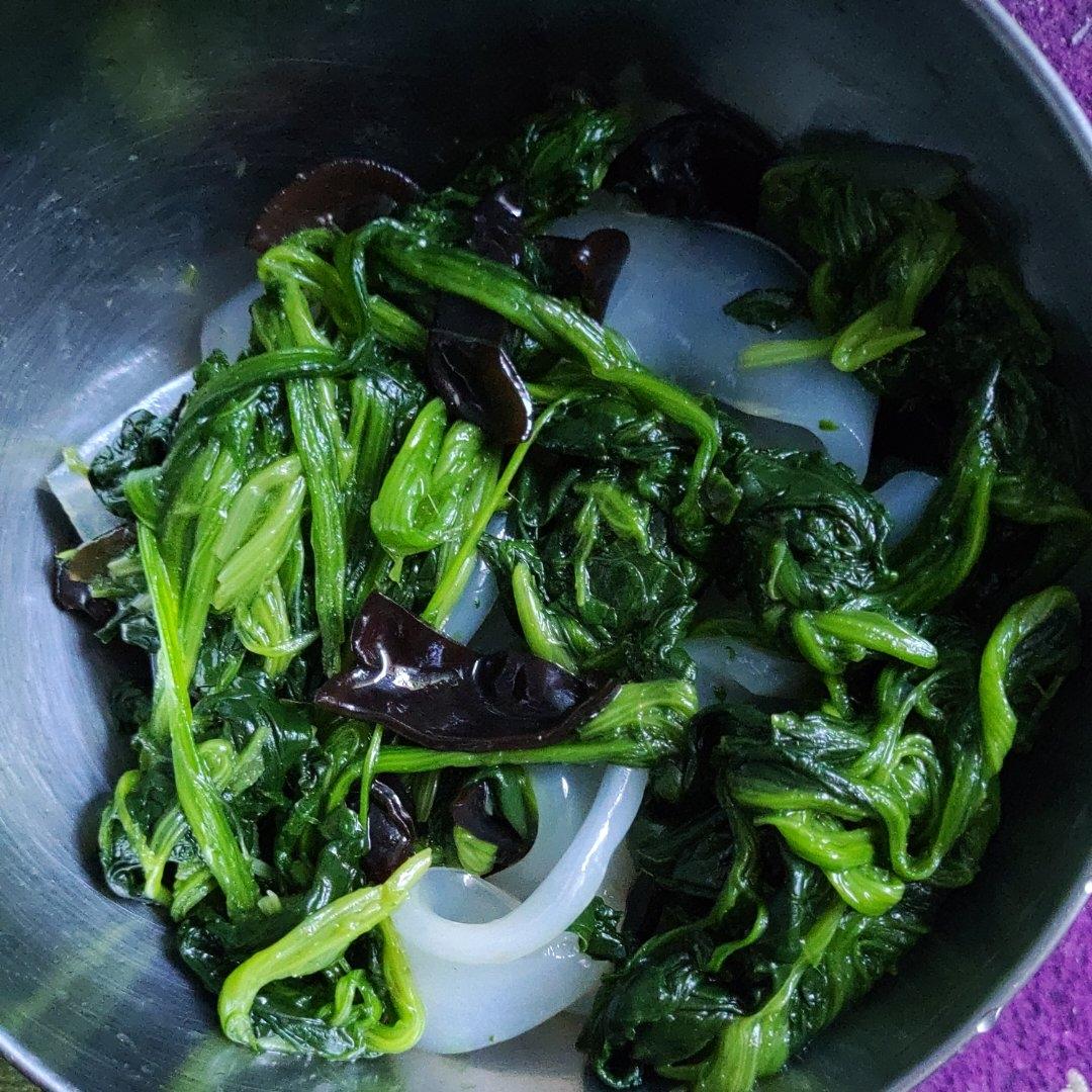 菠菜拌拉皮【青岛风味】