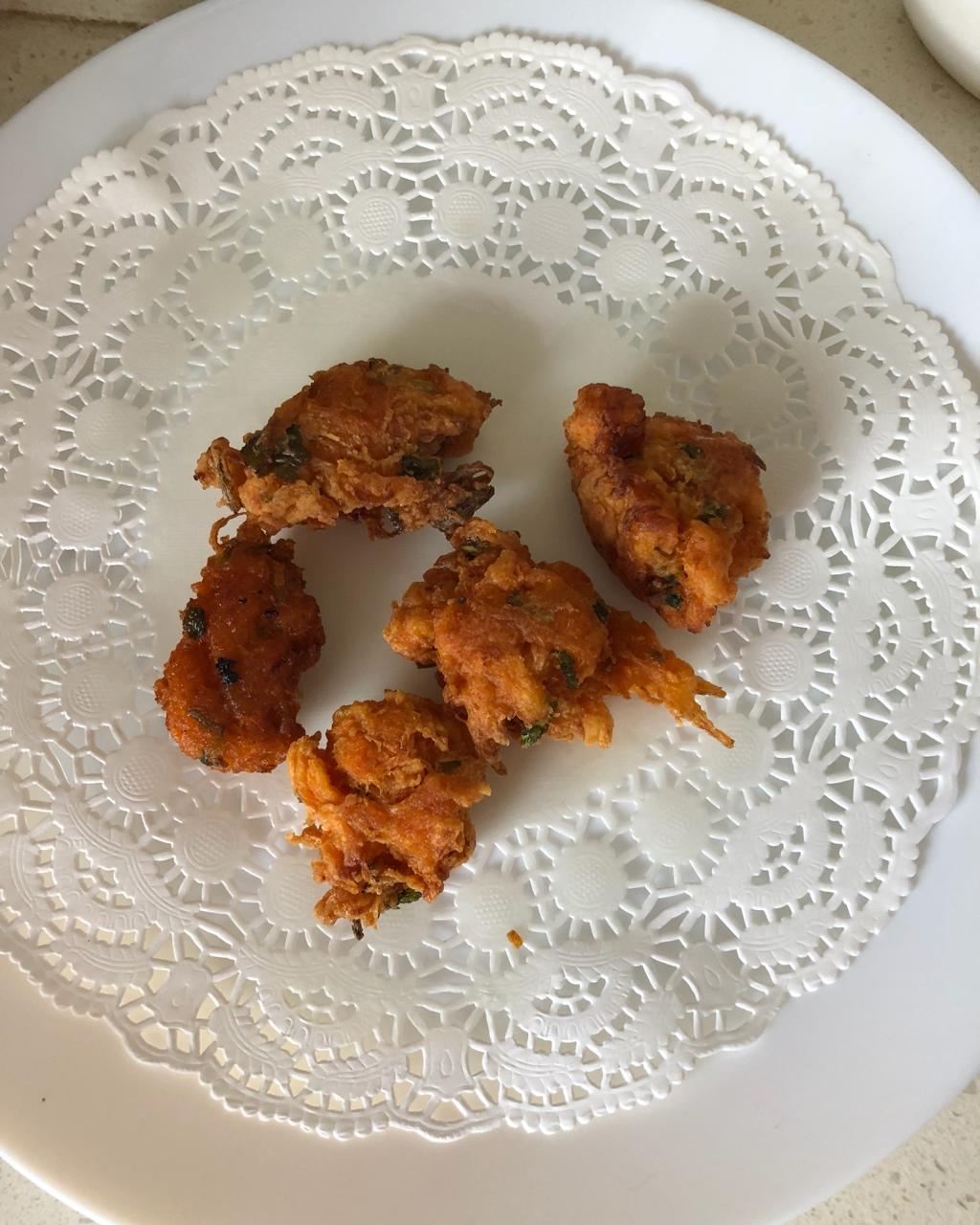 胡萝卜香菜素丸子