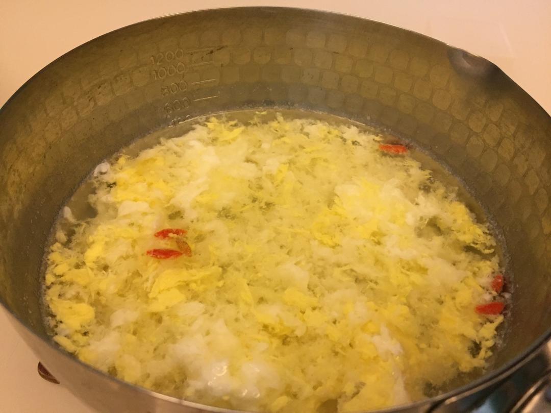 酒糟煮鸡蛋