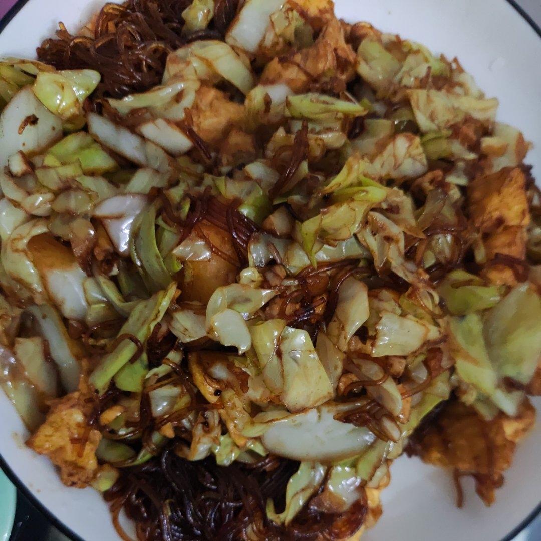 粉丝炒包菜