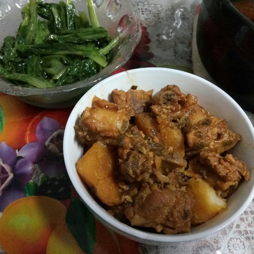 韩式排骨炖土豆 Korean Style Pork Ribs Stew with Potato