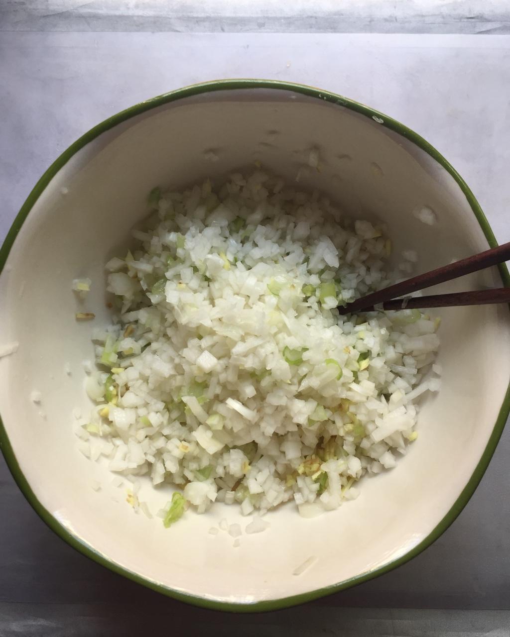 白萝卜鲜肉水饺