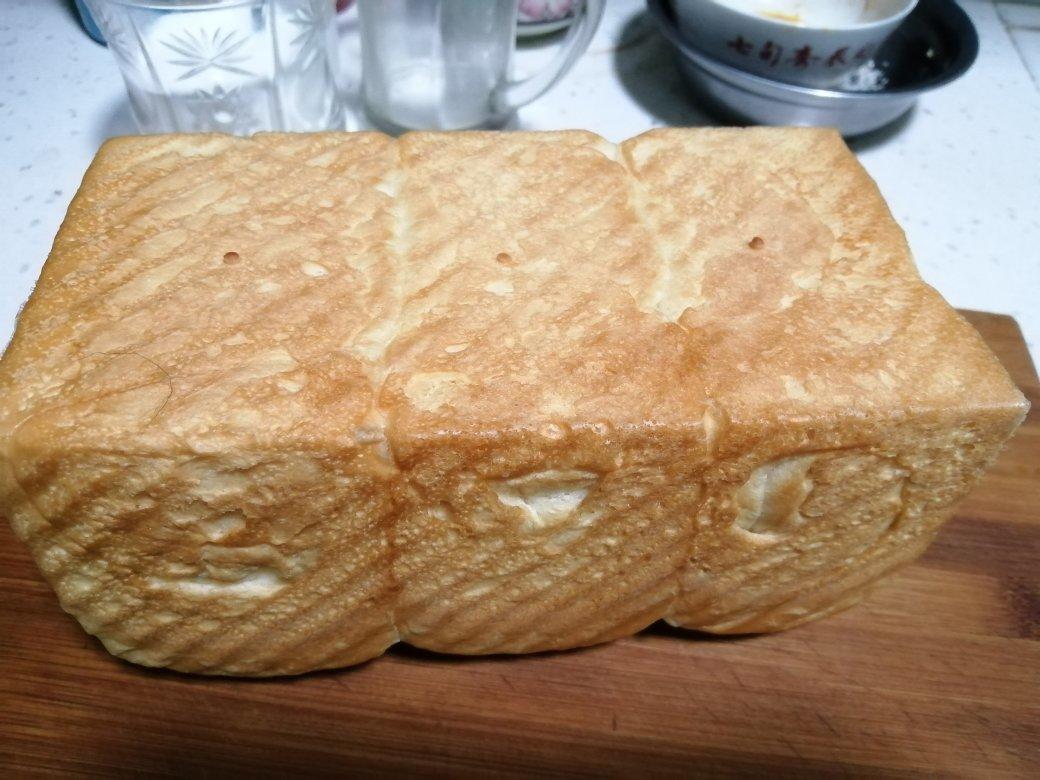 《Tinrry+》软绵绵的白吐司