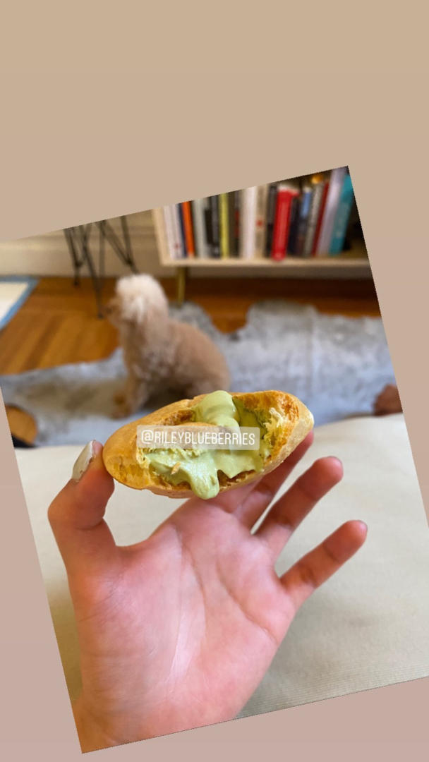 榛子酱海盐奶油泡芙