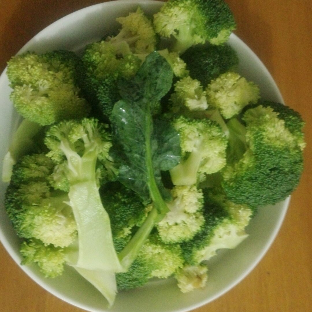 开胃凉拌西蓝花 减肥餐