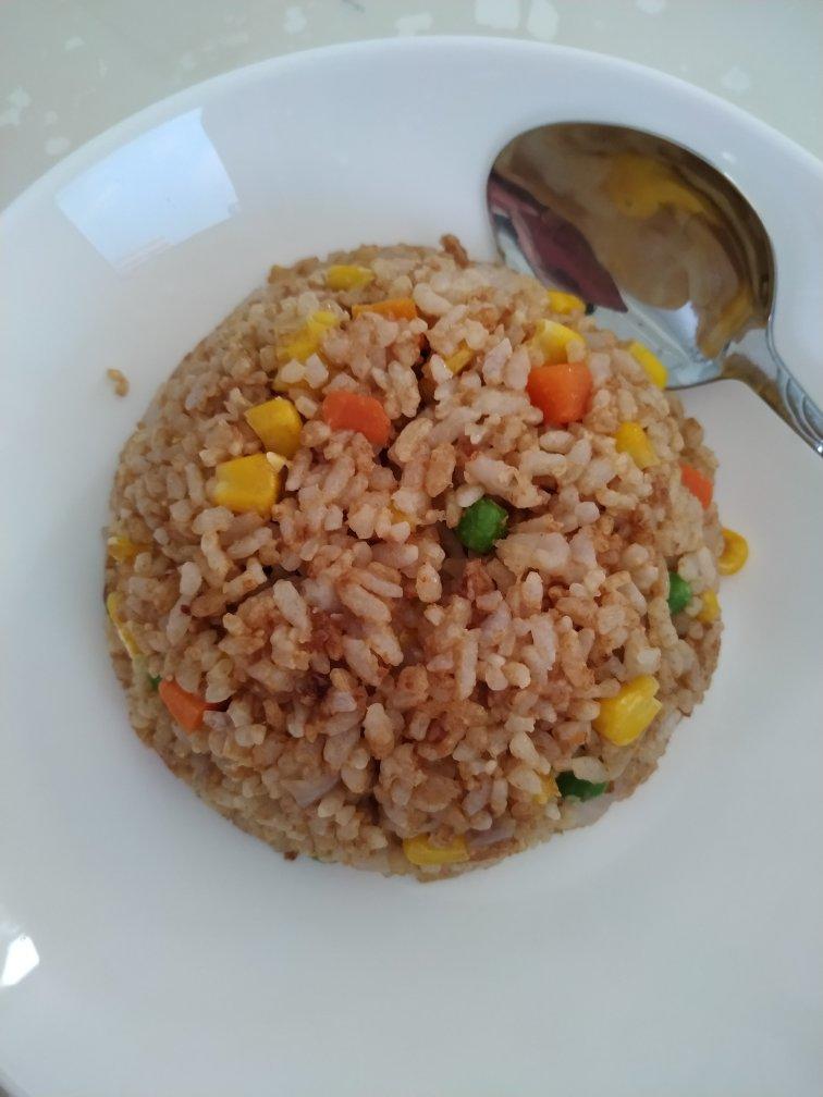【小高姐】酱油炒饭 普通的炒饭也能做出大厨的味道