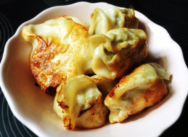 煎饺子