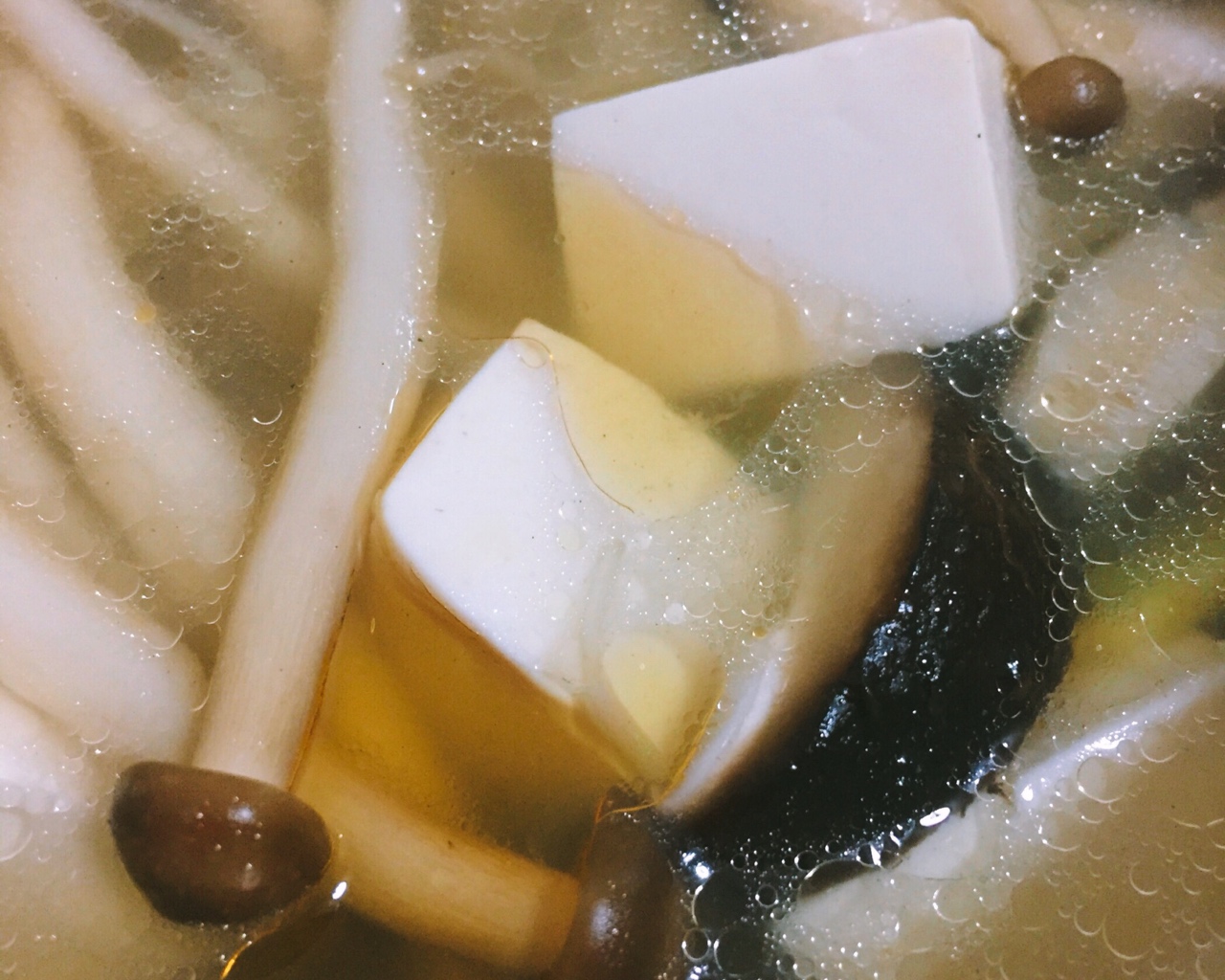 快手菜|菌菇豆腐汤的做法