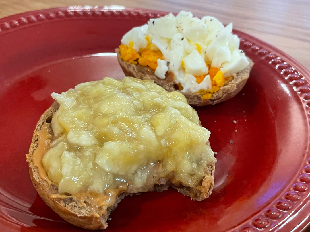 香蕉泥花生酱三明治（我的食欲稳定器）| 健康·三餐