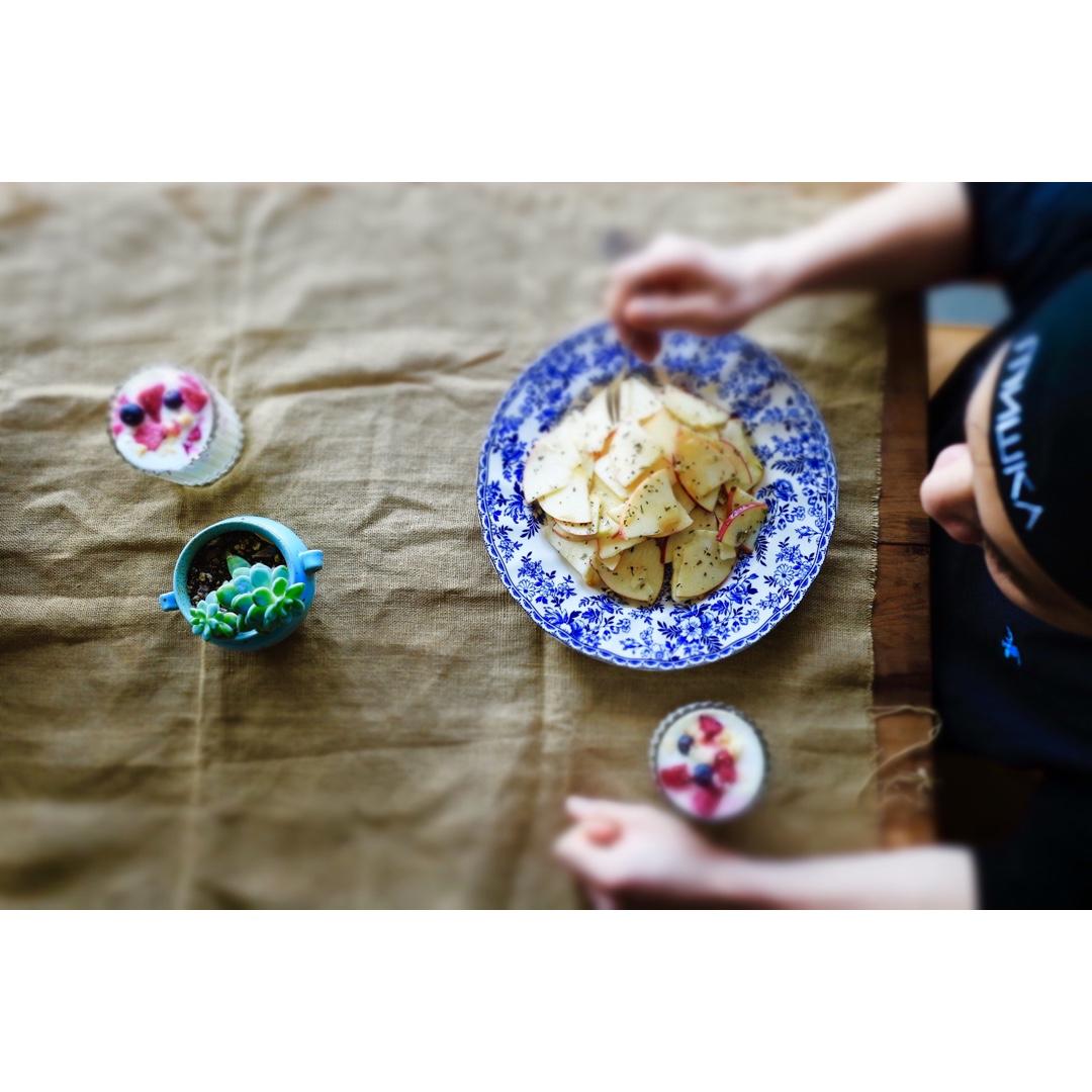 清爽罗勒苹果沙拉