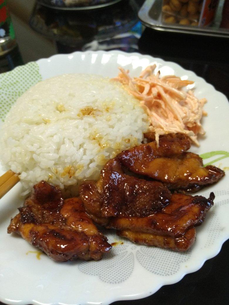 照烧鸡腿饭