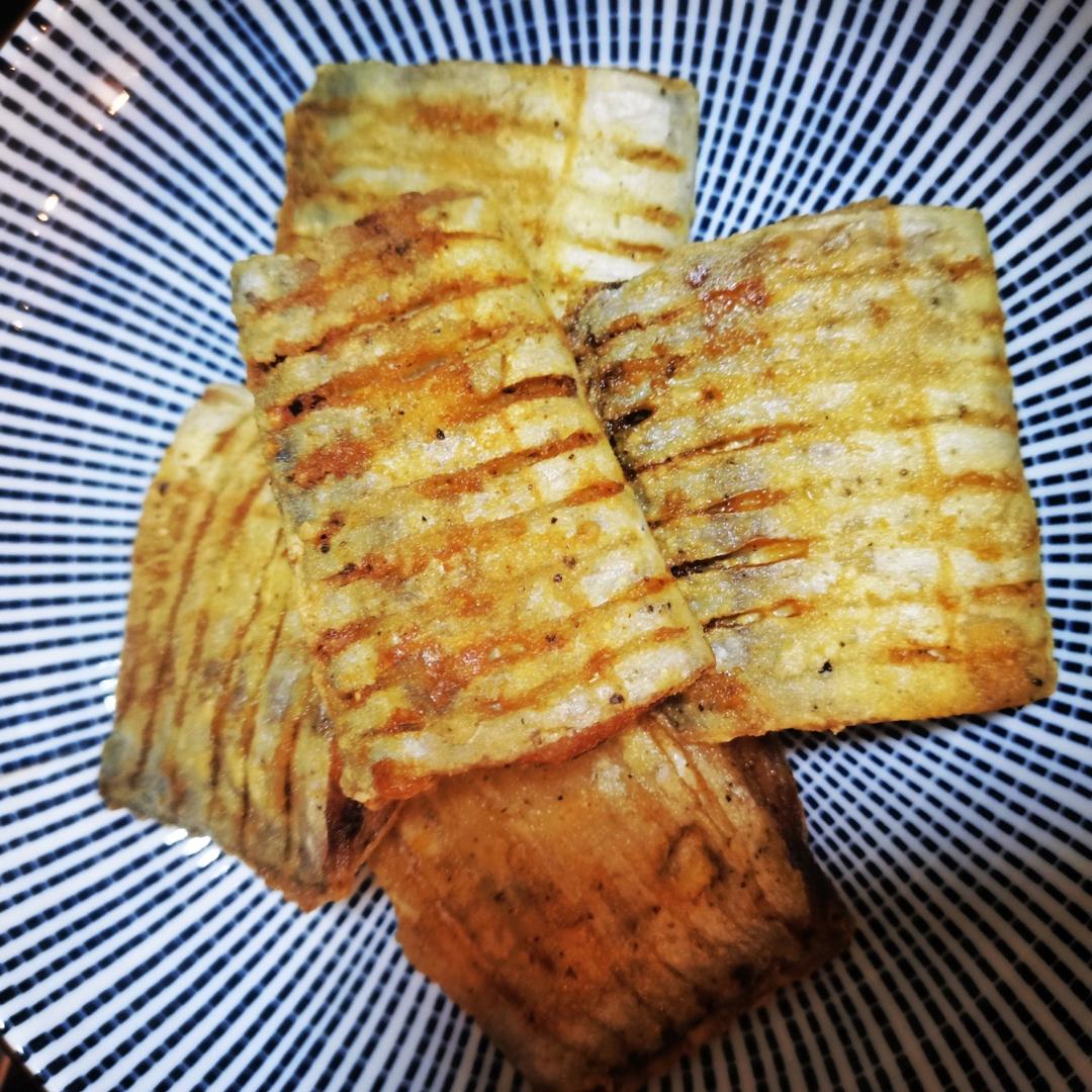 酥酥斑马纹带鱼（香酥椒盐炸带鱼）