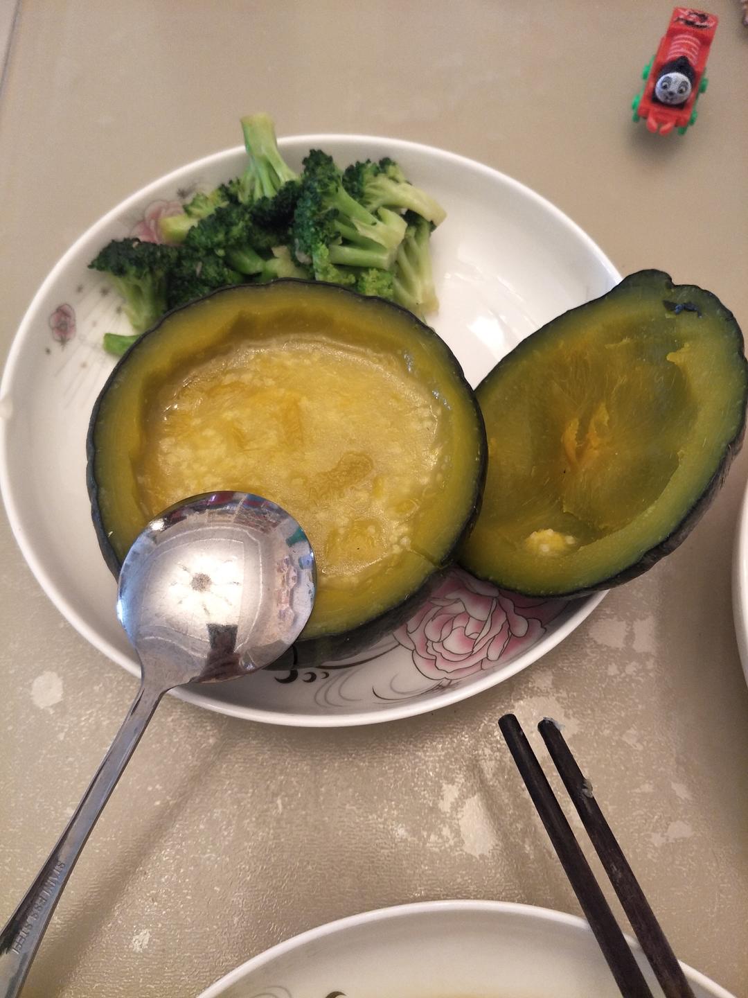 贝贝南瓜红枣小米粥