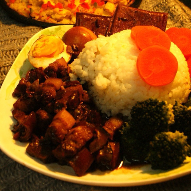 台式卤肉饭