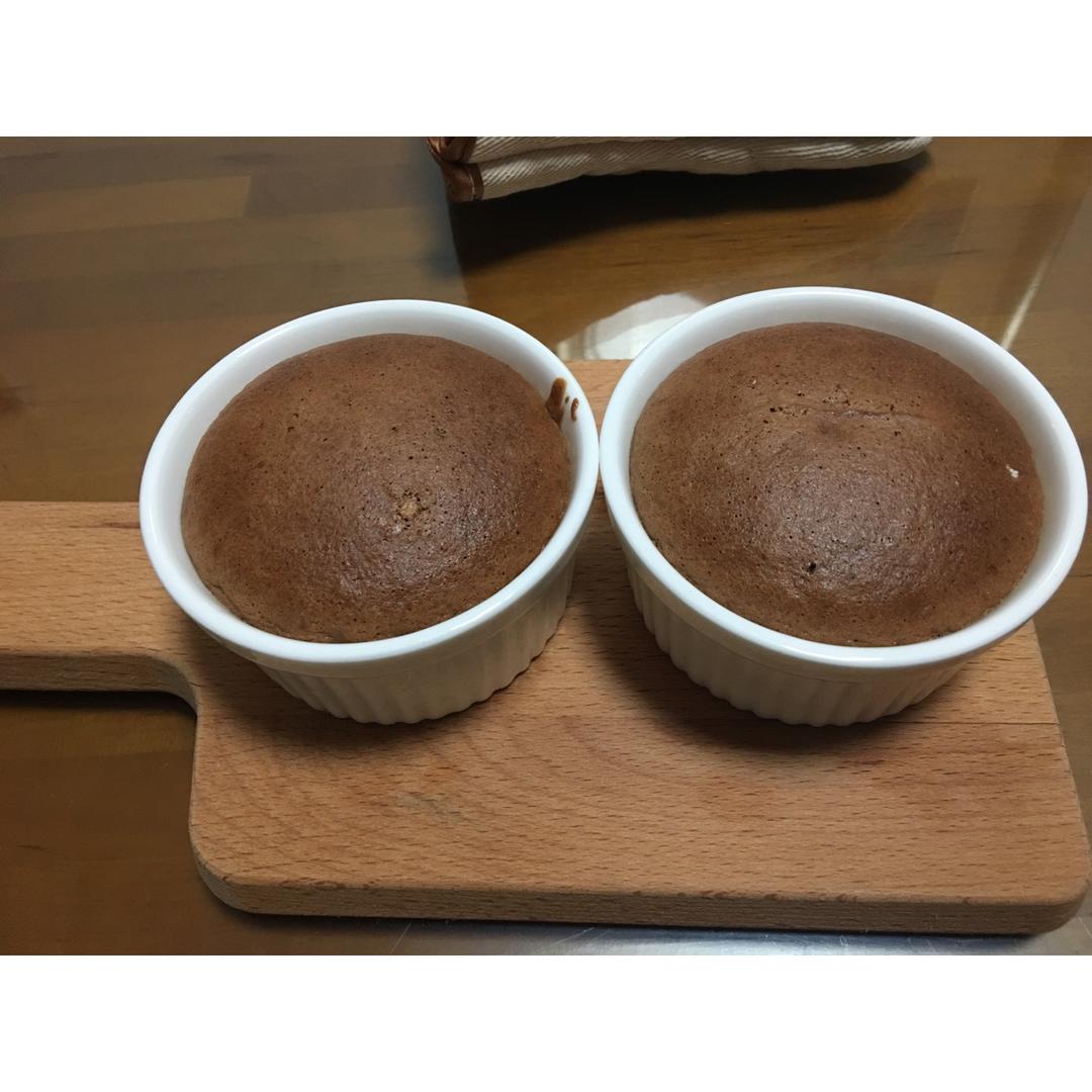 巧克力熔岩蛋糕