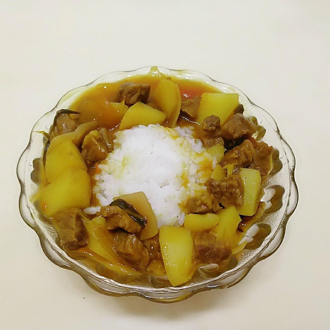 咖喱牛肉饭